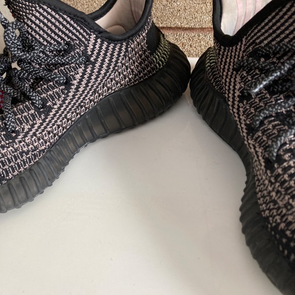 Yeezy Boost 350 V2 Yechell adidas Men’s Size 8.5 - Picture 5 of 8